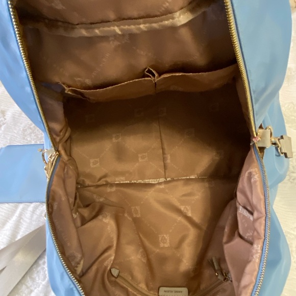 Anne Klein Melissa Weekender Travel Duffle Bag w/ Wristlet & Crossbody Strap VGC - Picture 13 of 16